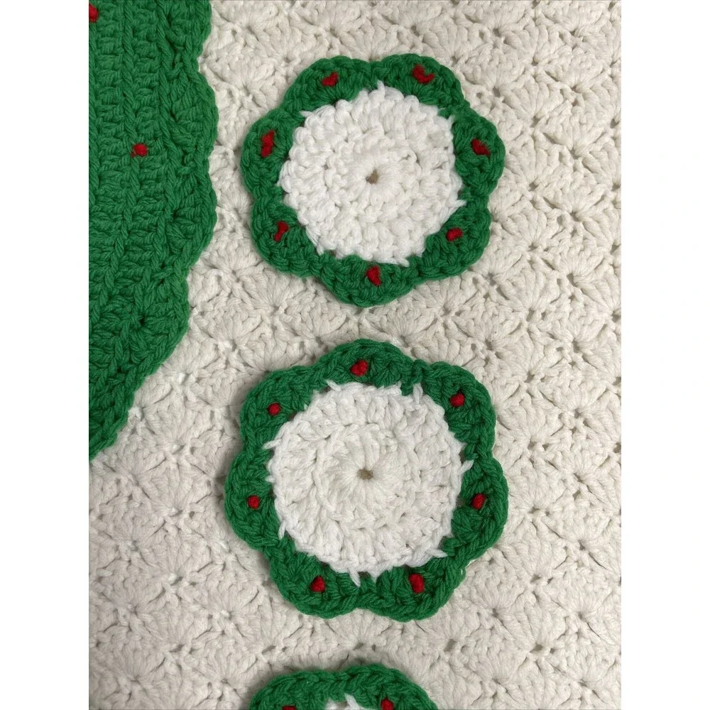 4 Placemats 4 Coasters Crocheted Handmade Christmas Red Green White 19”x13”